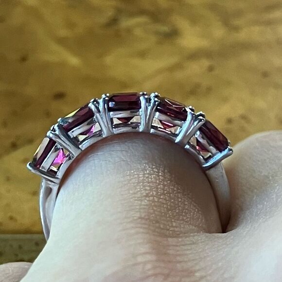 Natural Tanzanian Wine Garnet Sterling Silver Ring Size 7 - Picture 2 of 9